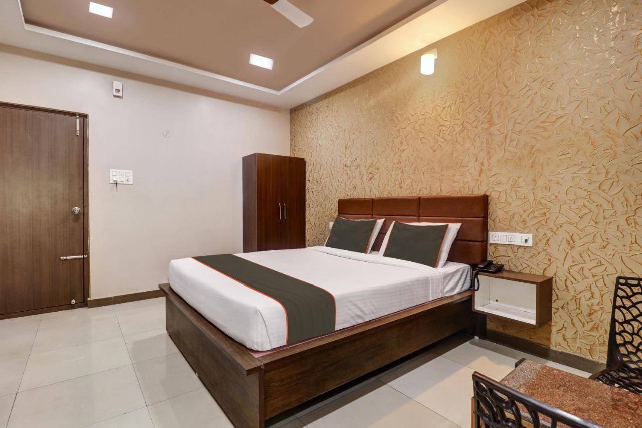 Emara Delight Executives Rooms Bangalore Luaran gambar